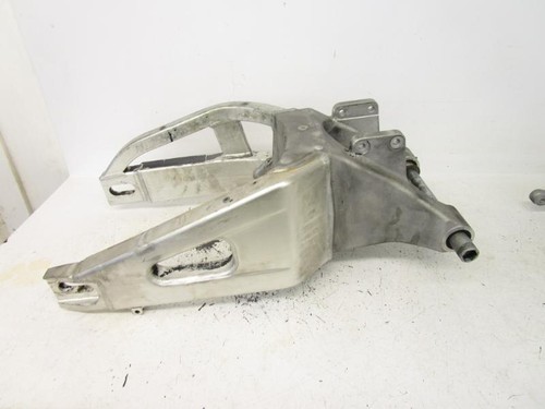03 Honda CBR 600 RR Swingarm 52200-MEE-700 2003-2004