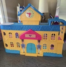 Disney Junior Doc McStuffins Toy Hospital Clinic Playset Furniture Figures HTF