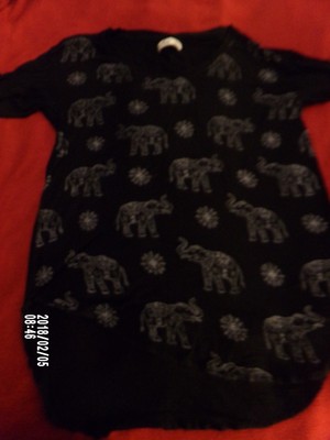 hollister black t shirt