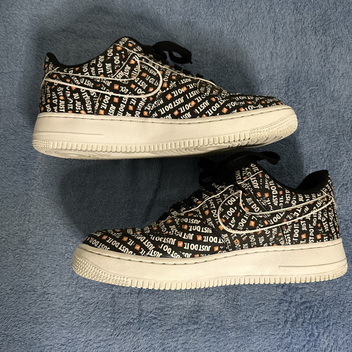 Size 9.5 - Rare Nike Air Force 1 Low '07 LV8 Just Do It 2018 Size 9.5 - Rare Nike Air Force 1 Low '07 LV8 Just Do It 2018