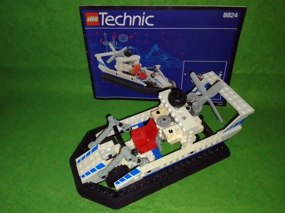 LEGO Technic 8824 Hovercraft, photo 1 sur 2
