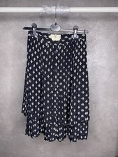 Valentino Miss V Vintage Italy 100 Silk Skirt Size 42