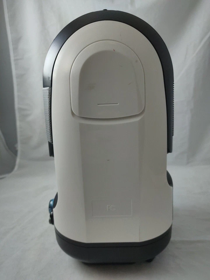 Sharper Image Portable Indoor/Outdoor Speaker/No Transmitter /Without side cover - Image 4 of 4