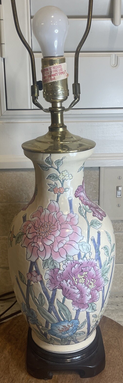 Vintage Asian Oriental Porcelain Floral Ginger Jar Vase Table Lamp