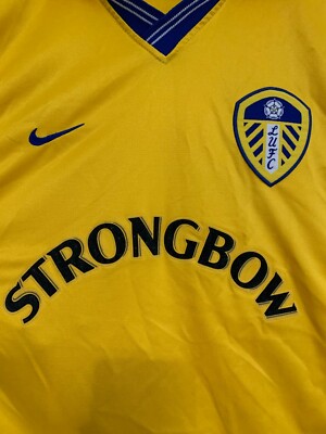 Rare LEEDS UNITED 2000 2002 STRONGBOW Vintage NIKE AWAY Rare LEEDS UNITED 2000 2002 STRONGBOW Vintage NIKE AWAY