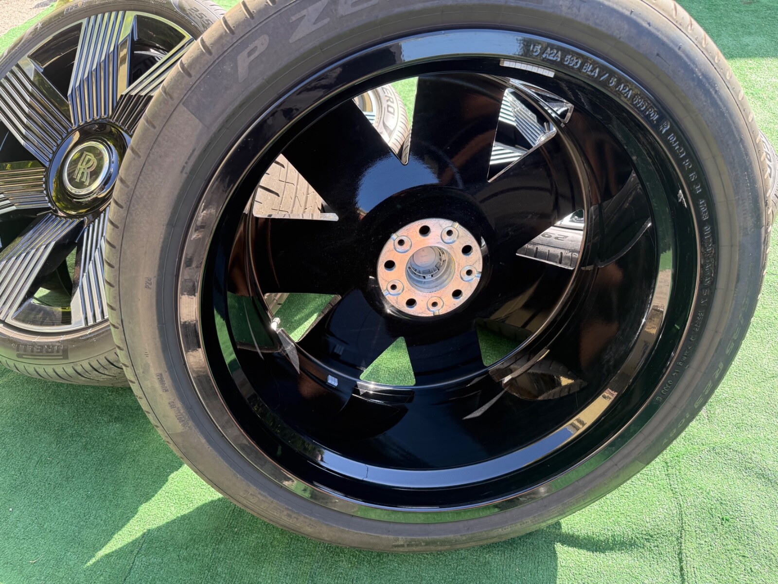 23 SPECTRE ROLLS ROYCE RIMS TIRES OEM SET 4 STOCK 5A2A592 WHEELS