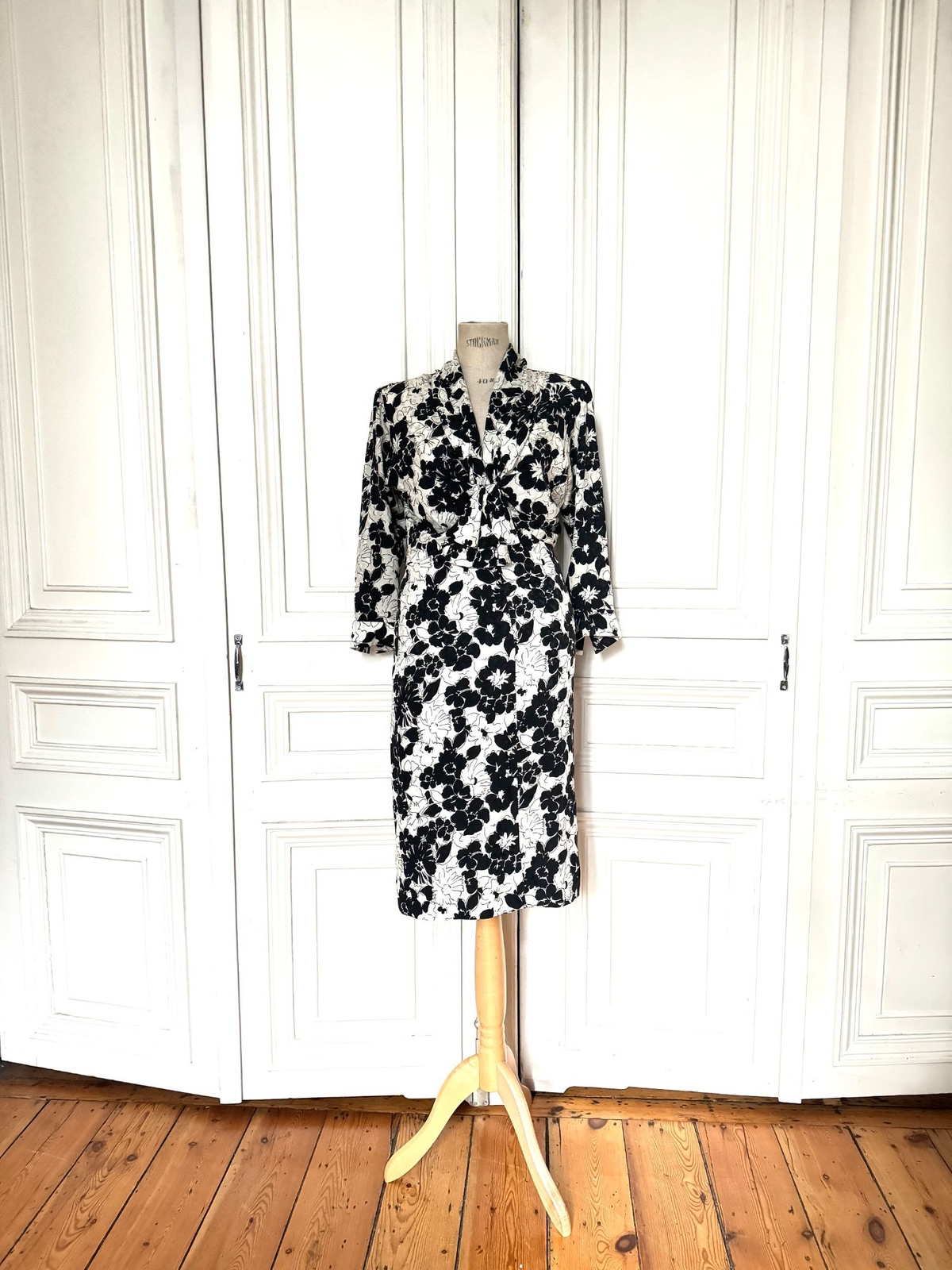 Abito Saint Laurent Paris primavera estate 1986 bianco nero seta floreale taglia 44 M