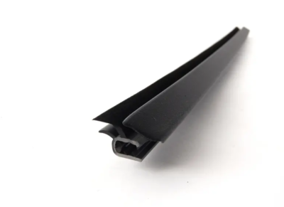 NEW BMW 3 E90 FRONT LEFT DOOR WINDOW STRIP 51337060233 7060233