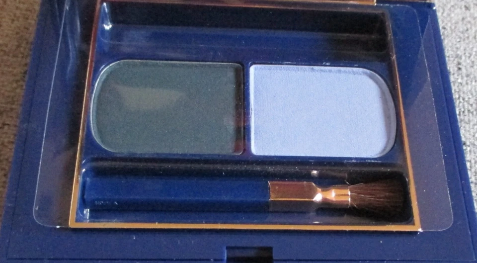 Alexandra de Markoff Outlasting Eye Shapers Duet in Blue Sands/Bimini Blue X 2 - Image 3 of 4