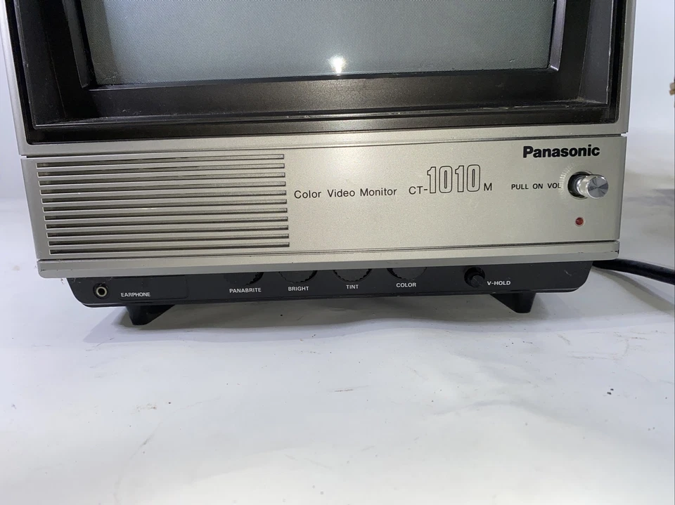 Panasonic 1982 Color Video Monitor CT-1010M Rare - Image 3 of 4