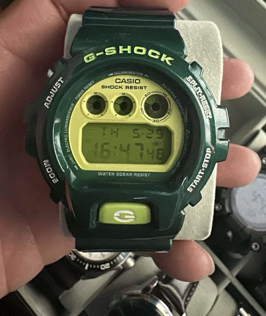 G-shock - image 1