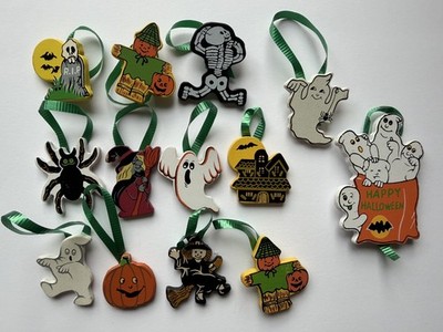 Lot of 13 Vintage Halloween Mini Wood Cutouts Ornament Decor Ghost Pumpkin Witch