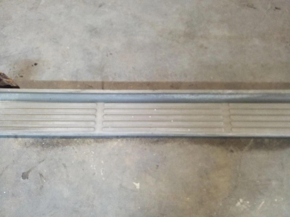 Left Driver Tan Plastic Running Board | Fits 00 01 02 03 04 05 Ford Excursion Foto 3 de 4