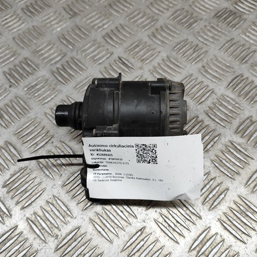 BMW 5 G30 Umwälzwassermotor 8638237 2.0 Hybrid 185KW 2019