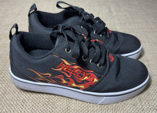 Heelys Flame Skate Shoes Youth 6 Black Red Lace-Up Skate Wheel Sneaker