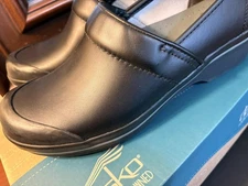 Dansko Volley Women's 42 Slip Resistant Black Professional Nurse/ Chef Clogs