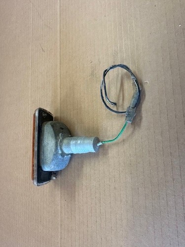 Ford Escort MK1 Front Indicator unit. - Picture 9 of 16