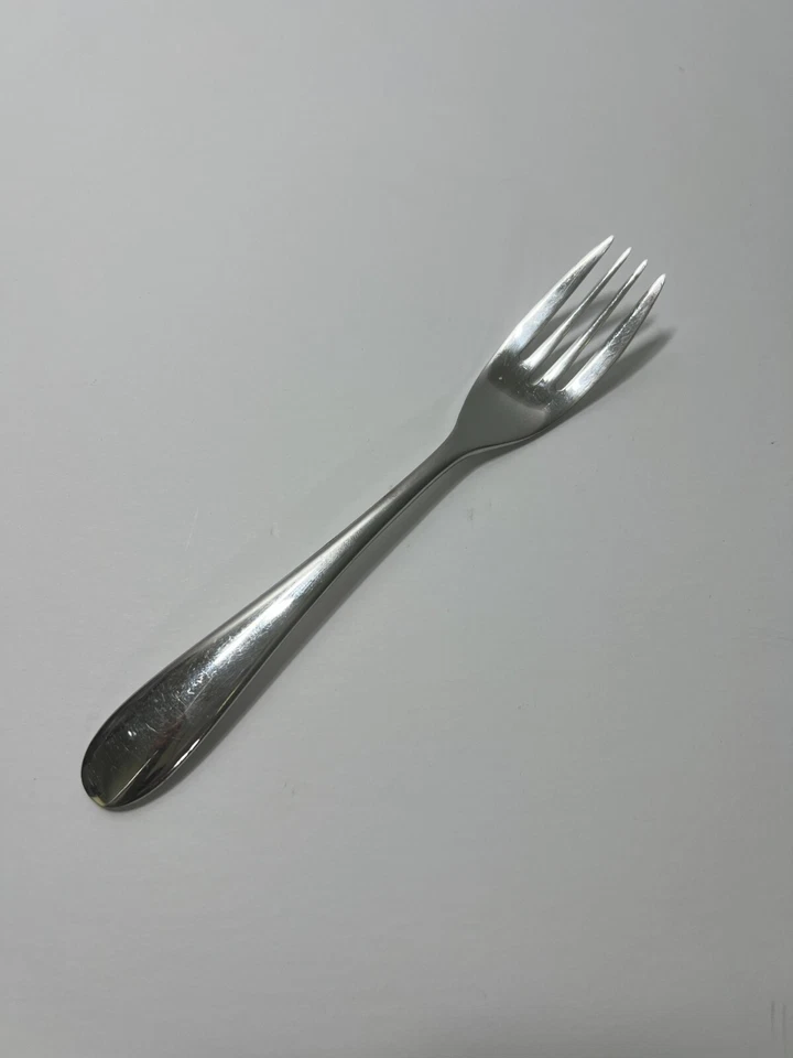 Cubiertos brillantes de acero inoxidable 18/8 Pfaltzgraff SONYA ELECCIÓN Foto 4 de 4