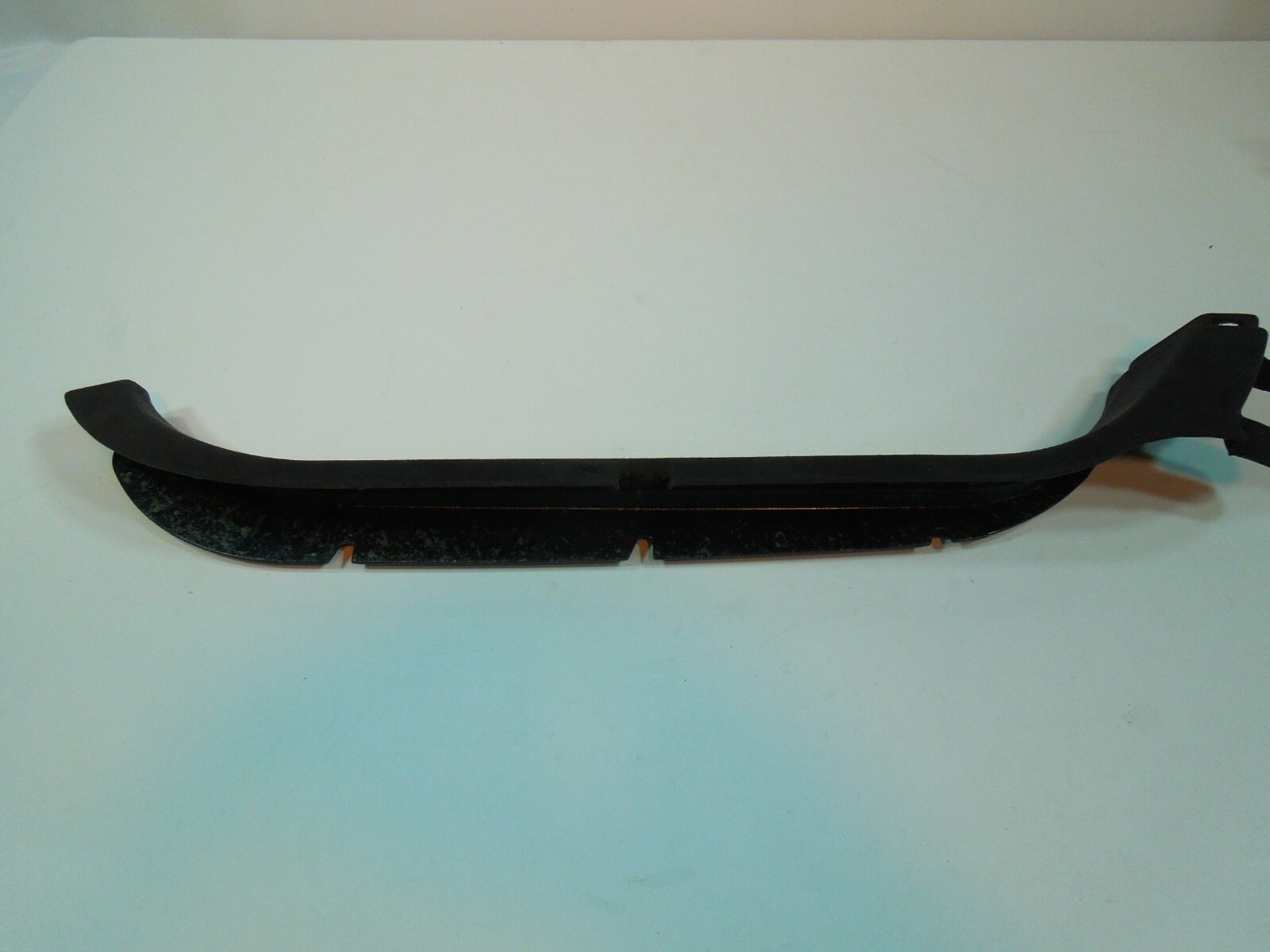ASTON MARTIN RAPIDE LUGGAGE COMPARTMENT TRUNK RH TRIM AD4368880ABW NEW OEM