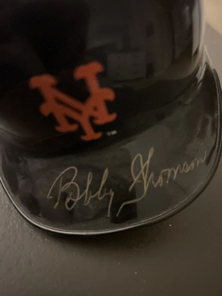 Minicasco autógrafo automático firmado por Bobby Thomson Giants PSA/DNA AJ69448 Foto 2 de 3