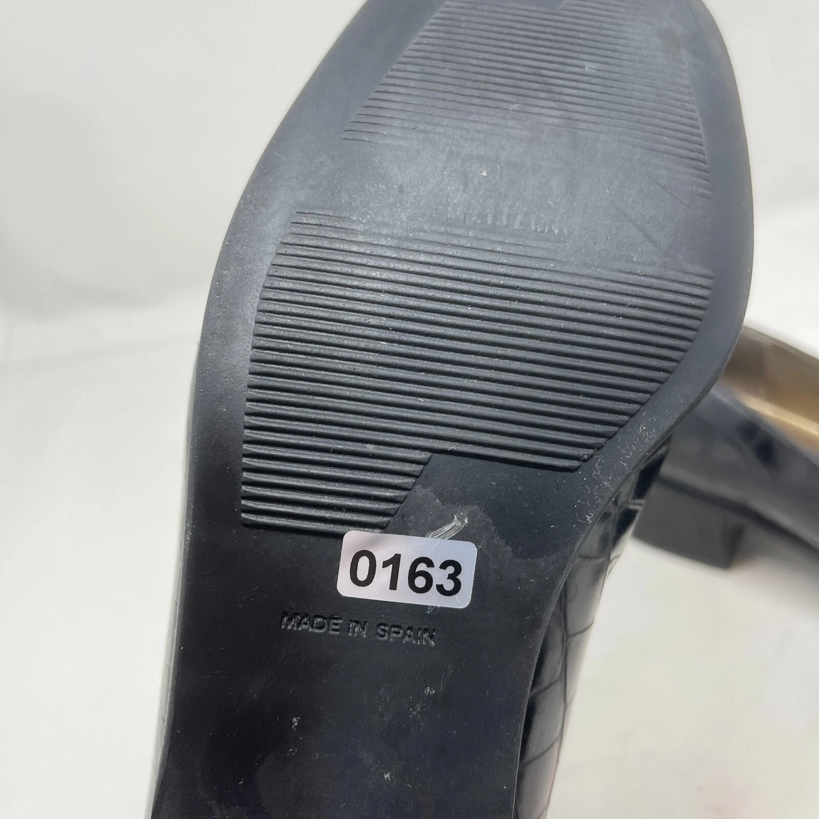 Stuart Weitzman Loafer Shoes Womens 7.5 M Black Patent Leather Croc Embossed