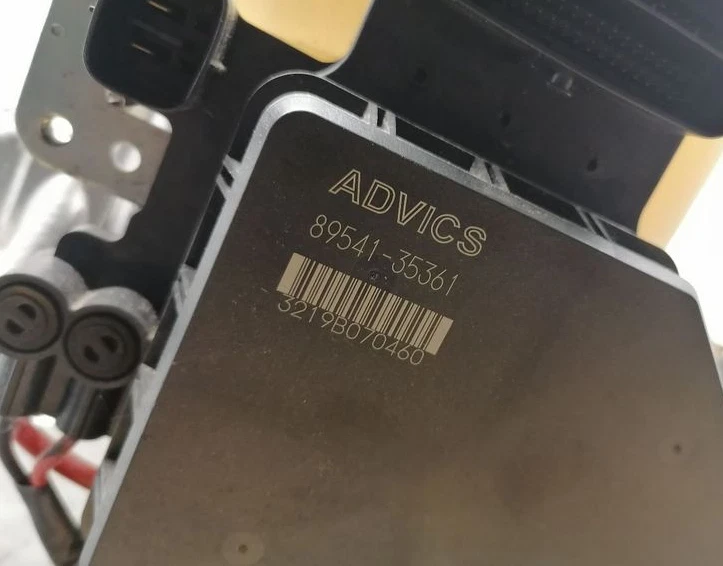 Bomba actuadora de freno antibloqueo ABS Toyota 4Runner 2010-2019 OEM Foto 2 de 4