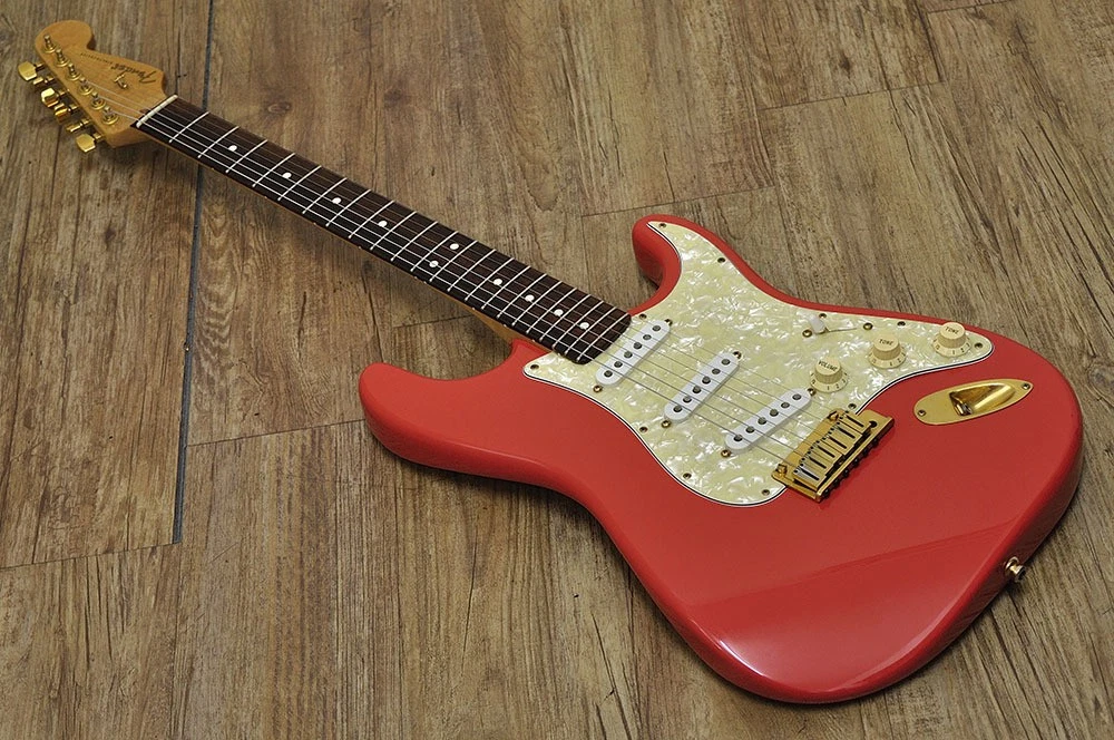 Preços baixos em Fender Custom Shop Stratocaster | eBay