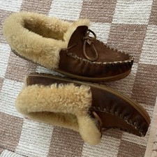 LL Bean Wicked Good Moccasins Womens 10 Brown Suede Shearling Slippers worn