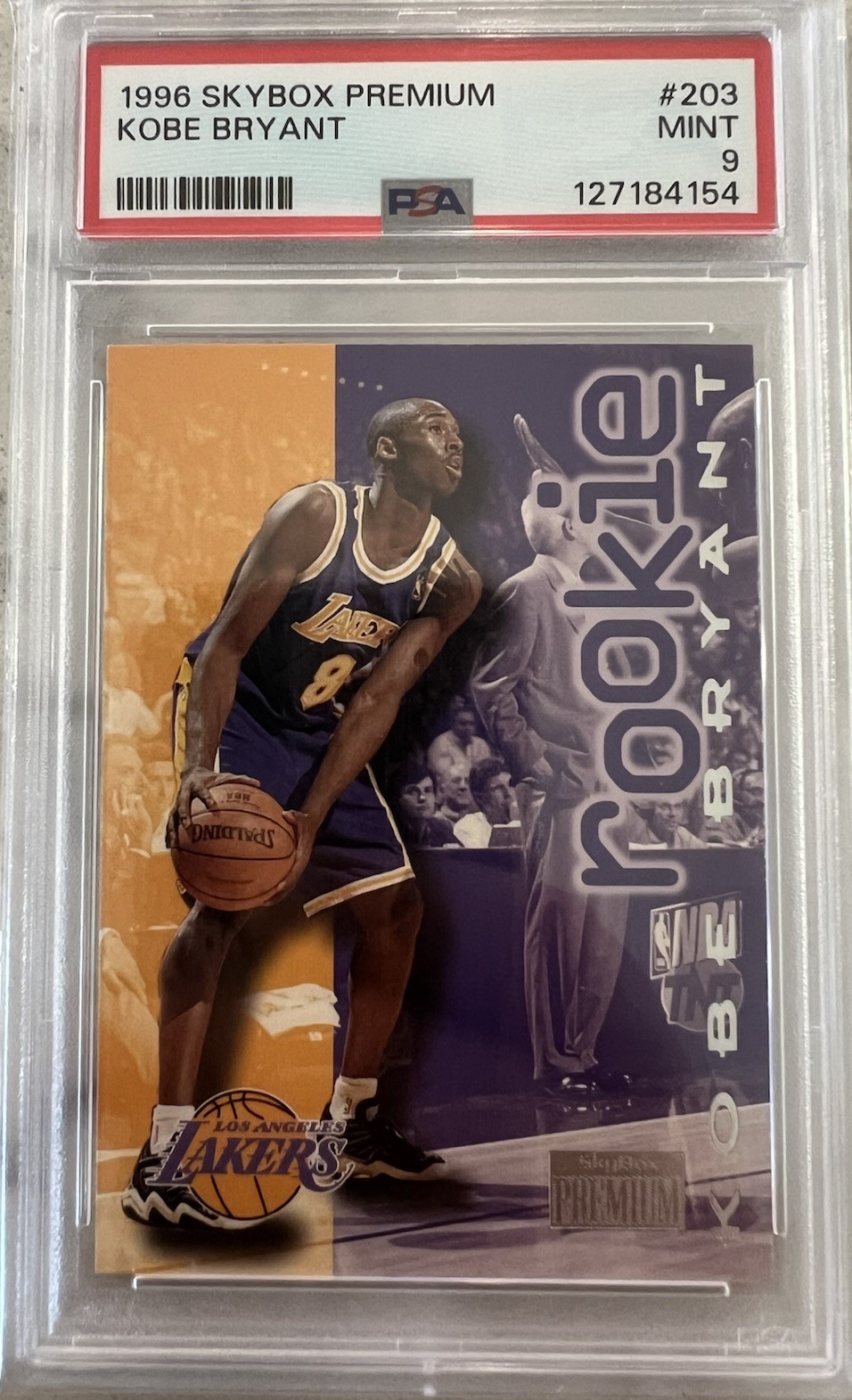 1996 SkyBox SKYBOX PREMIUM #203 Kobe Bryant front