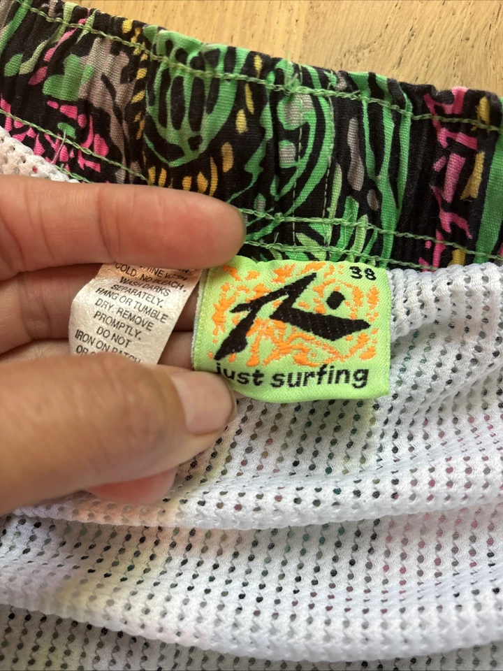 Винтажные 80-е 90-е Rusty Surf Неоновые Плавки Шорты Коньки 38 Пейсли AOP Street - Изображение 4 из 4