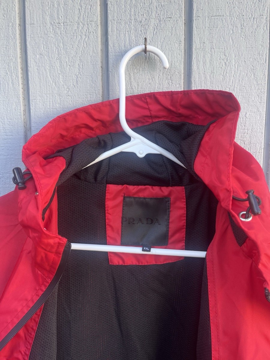 PRADA ナイロンジャケット レッド XXL PRADA Red Windbreaker Rain Jacket Unisex XXL 20”x28” Great