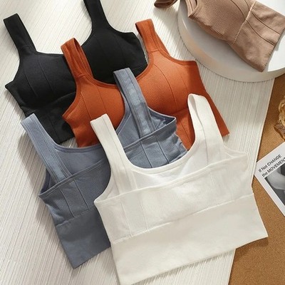 Breathable sports bra, sweatwicking fitness top, seamless top, pushup sports bra