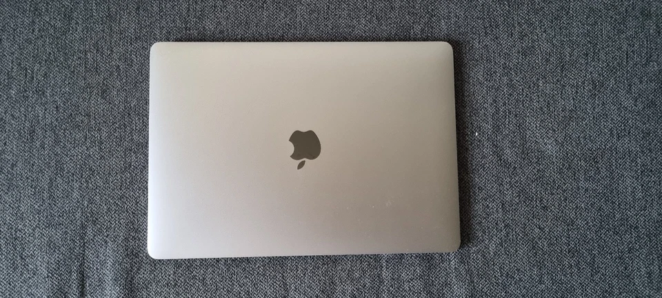 Apple MacBook Pro 13" 2018 · i7 · 16GB · 500GB, photo 4 sur 5