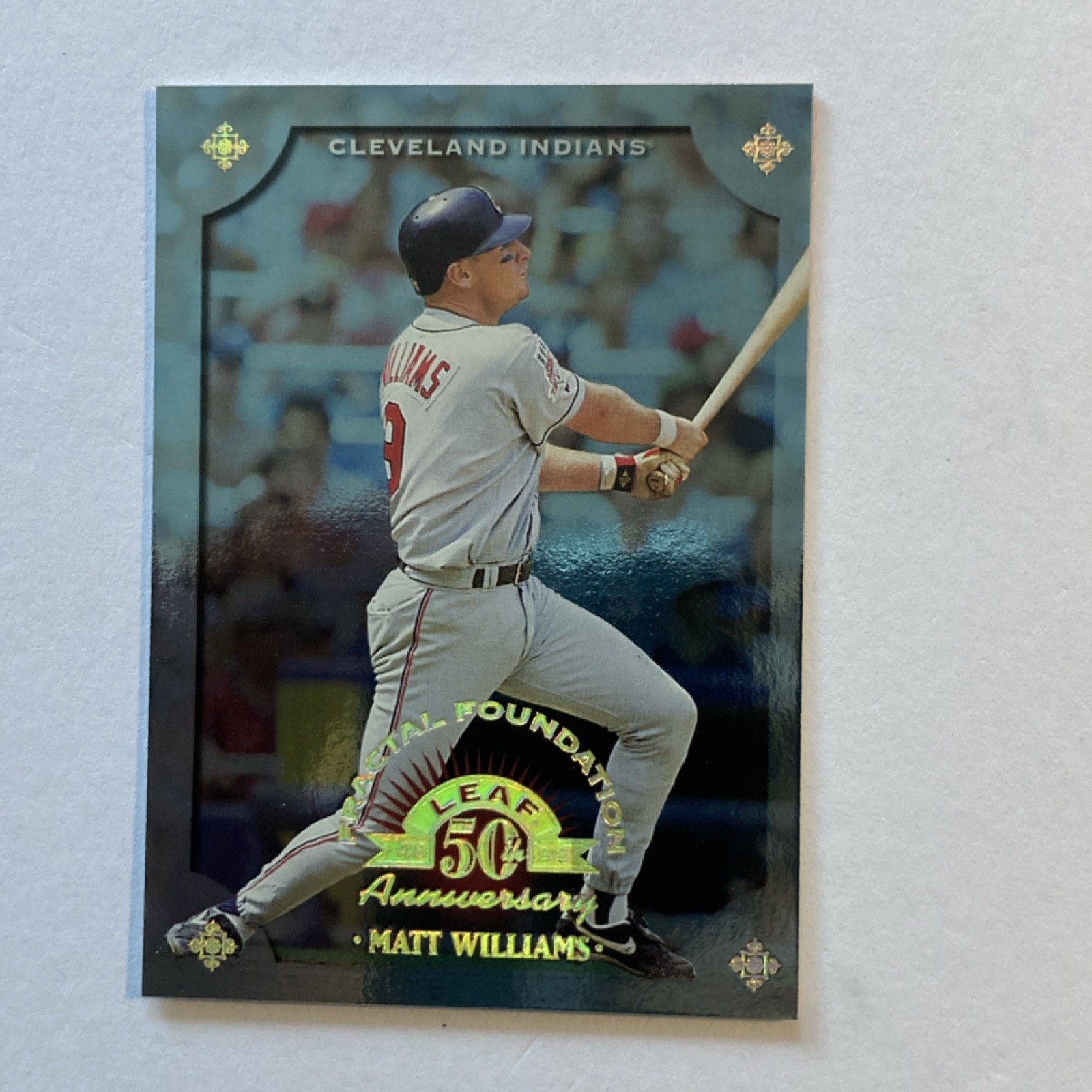 1998 Leaf Fractal Foundation/3999 Matt Williams #18 Cleveland Indians