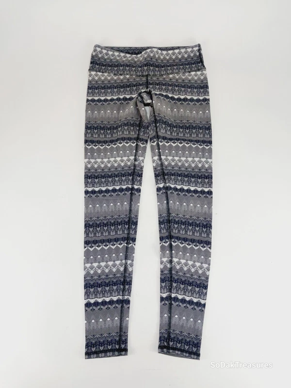 alo-yoga low rise geometric yoga leggings