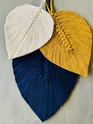 Makramee Wand hängen handgefertigt 3 Blatt klein mittel groß Boho Dekor blau Senf