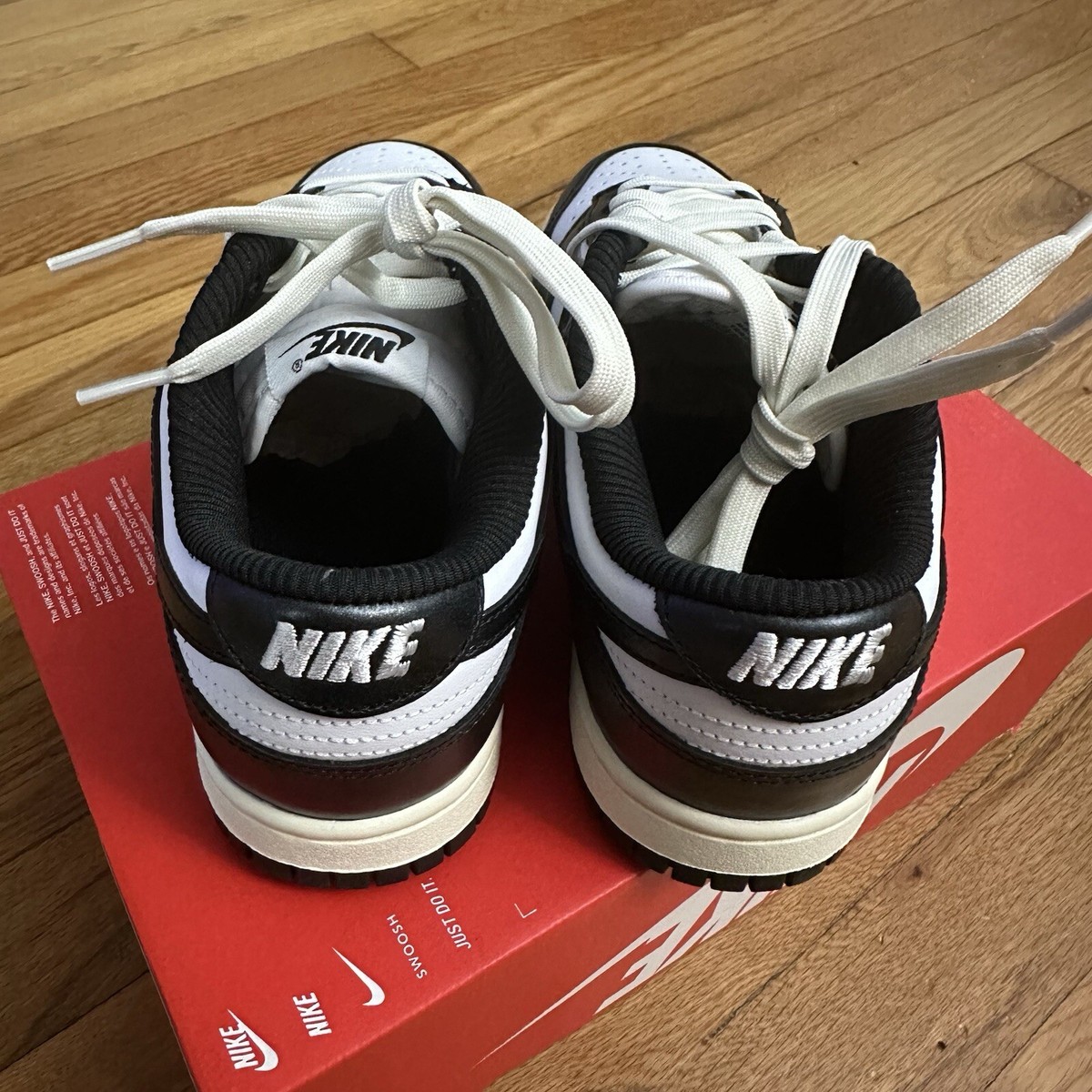 Nike Dunk Low Vintage Panda Womens Size 6 White Black Coconut Milk