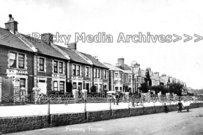 nuu-26 Terraced Houses, Portway, Frome, Somerset. Photo