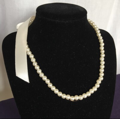 Fatima Ivory Pearl Ribbon Tie Necklace 