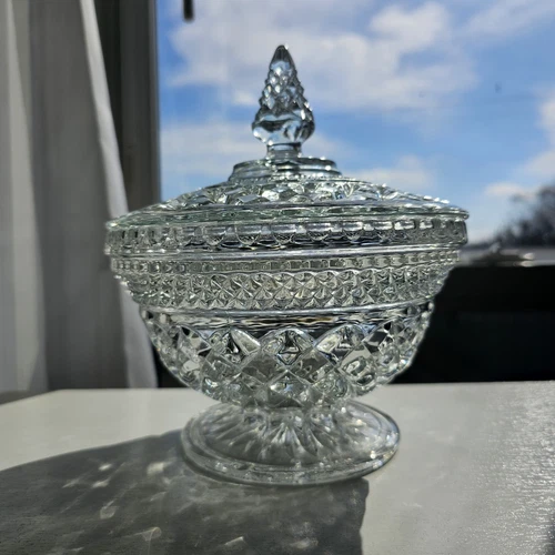 Anchor Hocking Wexford Clear glass Covered Candy Dish Diamond Pattern Vintage