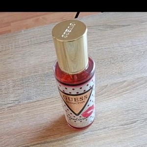 GUESS Brume parfumée corps Seductive 250 ml - N° fabricant 32231 Sunkissed