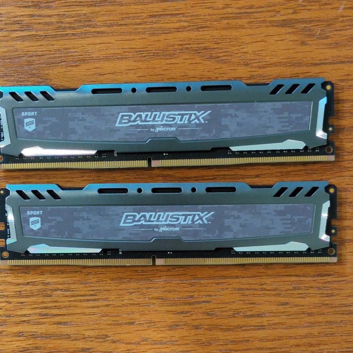 Ballistix Computer Memory (RAM) with 2 Modules and 288 Pins for