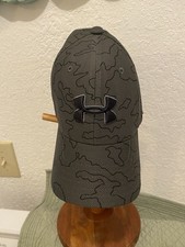 UNDER AMOUR Youth  Blitzing Baseball Cap  Size S/M Gray/Black NWOT