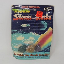 Vintage NOS Amazing Super Natural Glow Moon Stones And Rocks 50s 60s Space Japan