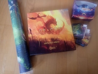 Dragon Eclipse Englisch Untamed Arena, Deckbox und Playmat