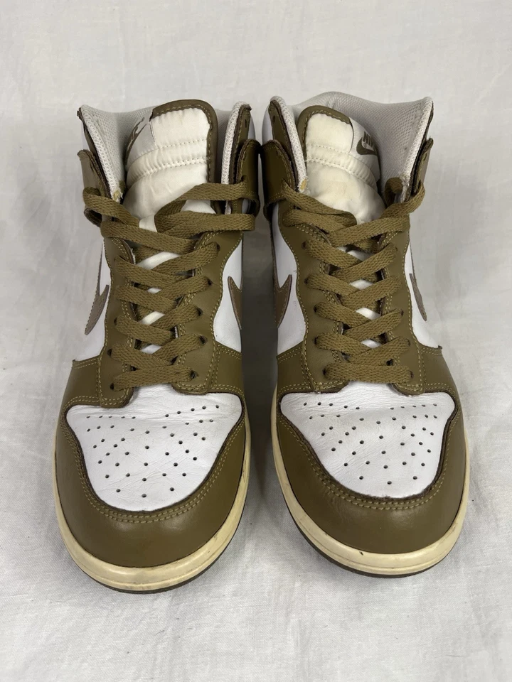 Nike Dunk High Ostrich Swoosh Pack Brown Kelp 2011 Size 8.5 Used 317982-108 - Image 2 of 4