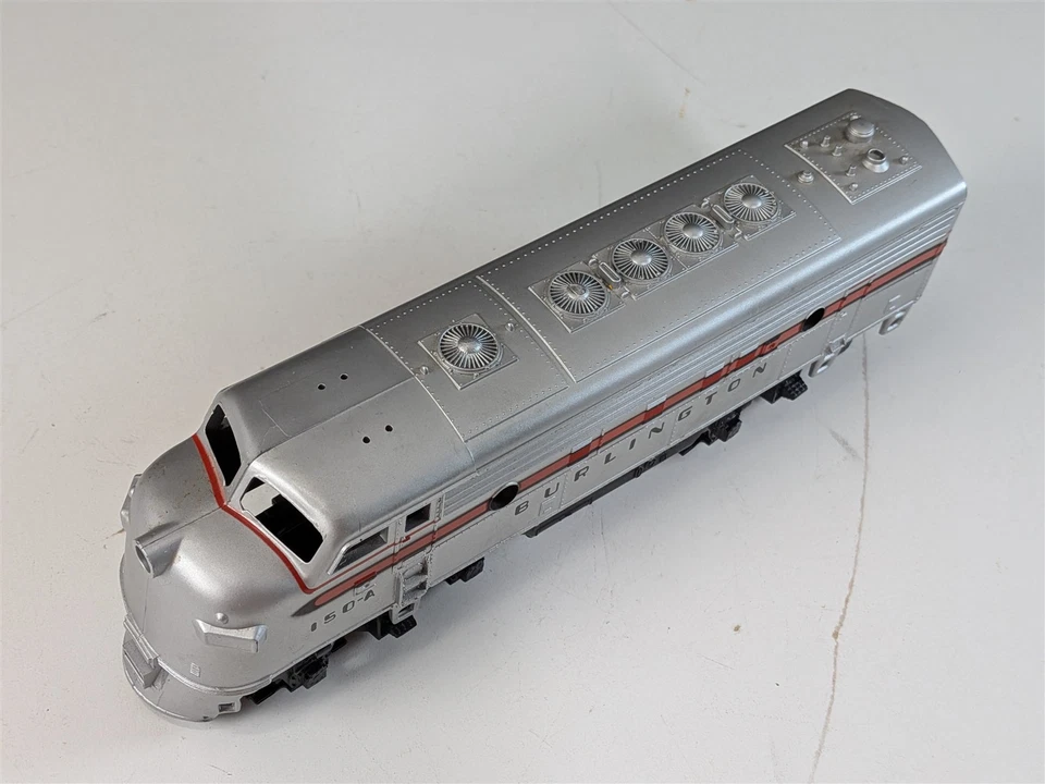 TYCO Mantua Burlington F9 A Powered Diesel Locomotive 150-A HO Scale - Image 2 of 4