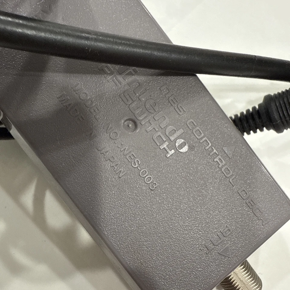 Nintendo NES RF Switch Adapter NES-003 Official OEM Cable - Image 2 of 4