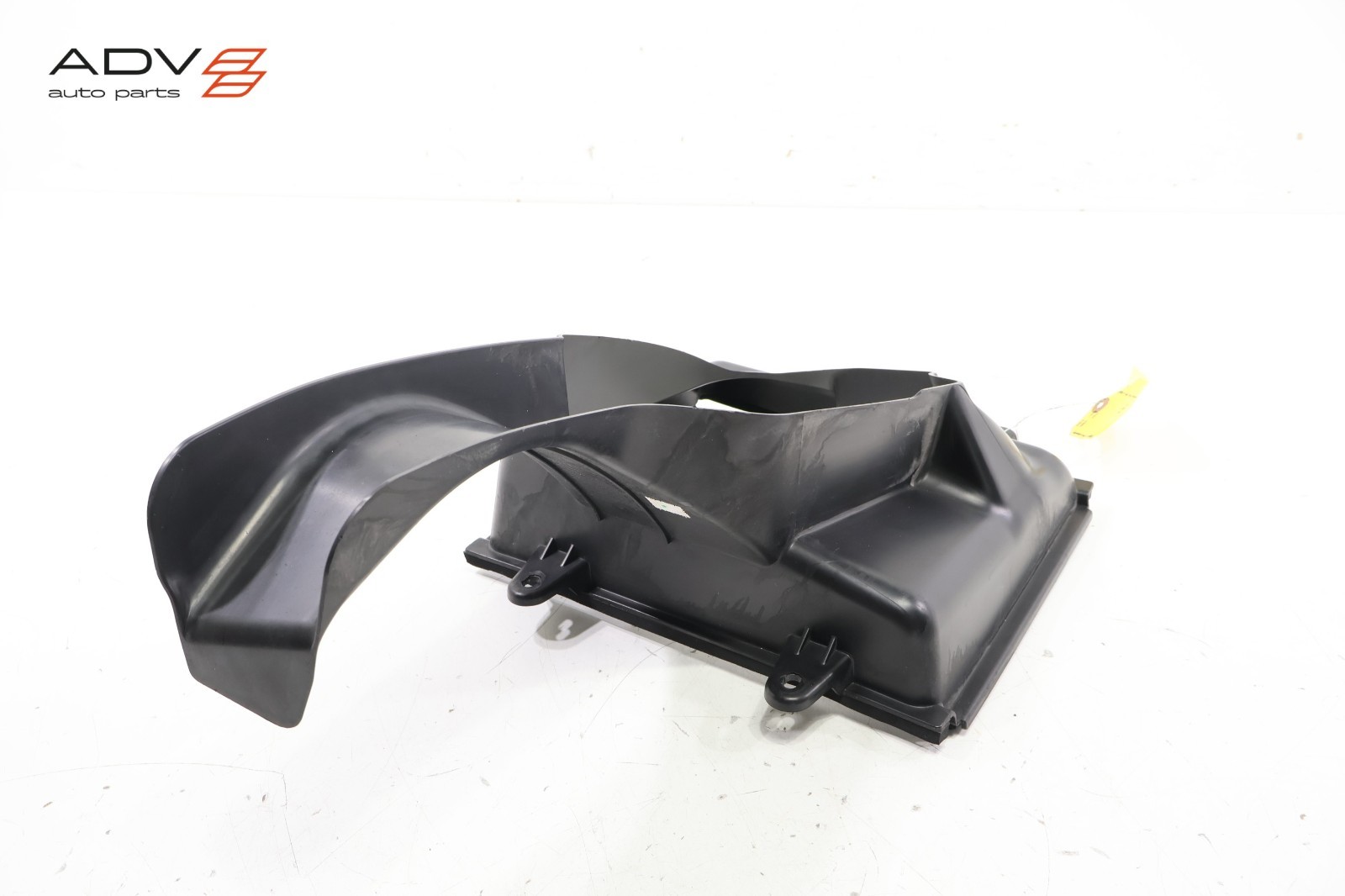 2014-2024 MASERATI GHIBLI 3.0L ENGINE RIGHT SIDE INTERCOOLER AIR DUCT SHROUD OEM