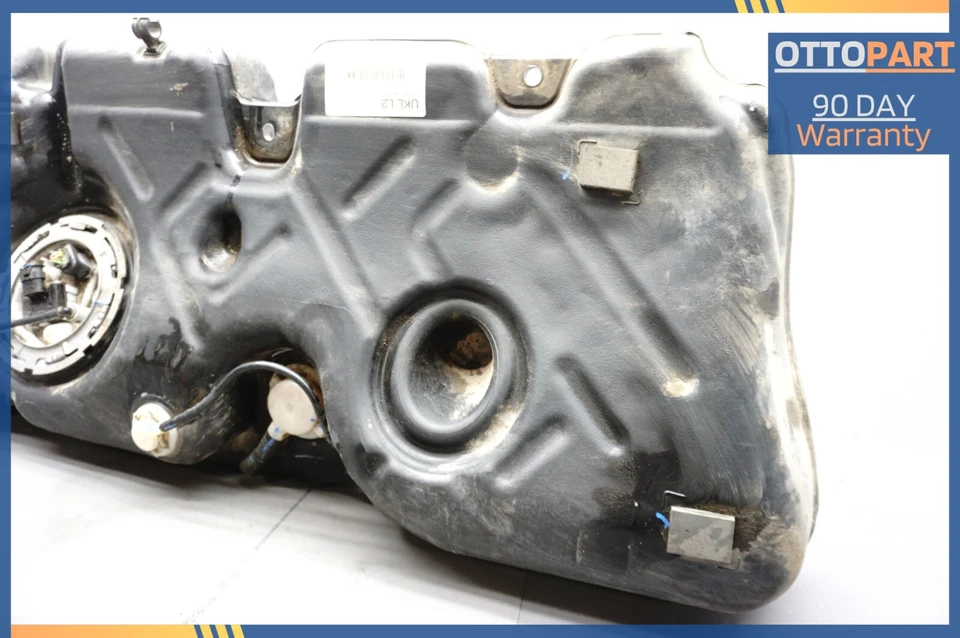 Depósito de tanque de gasolina Fiat 500X 2016-2018 OEM 7300405-12 Foto 3 de 4